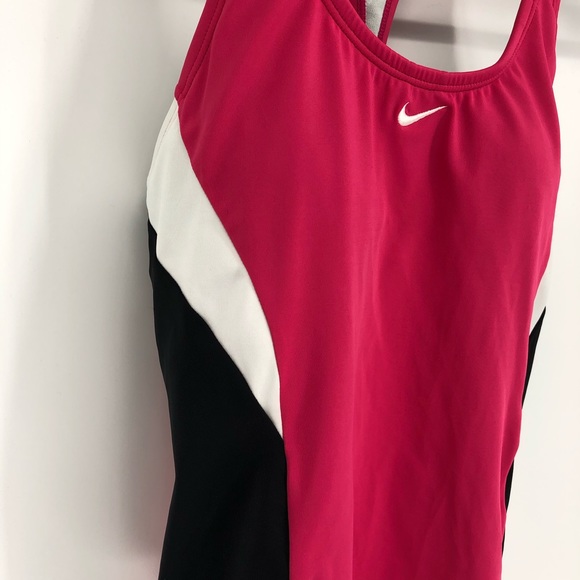 Nike racer back athletic tank top - Picture 3 of 6